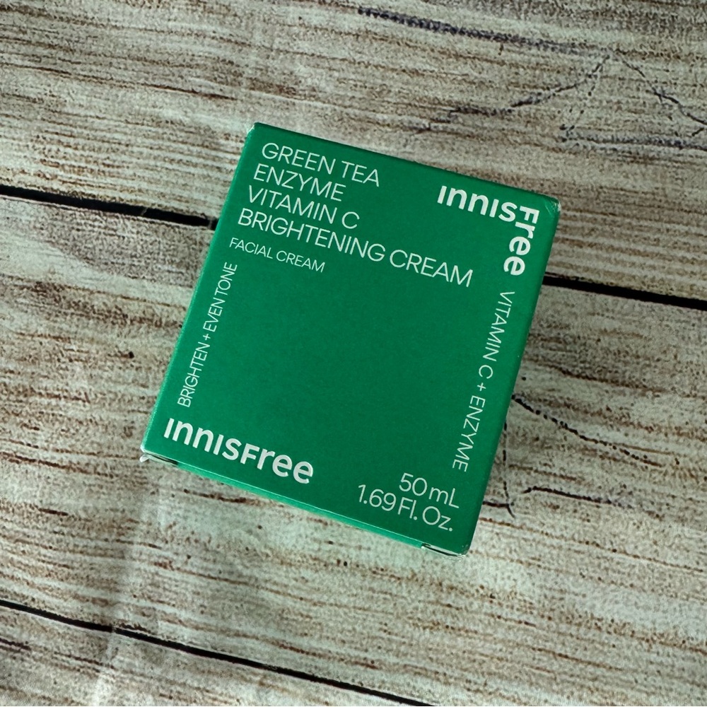 Innisfree Green Tea Enzyme Vitamin C Brightening Cream